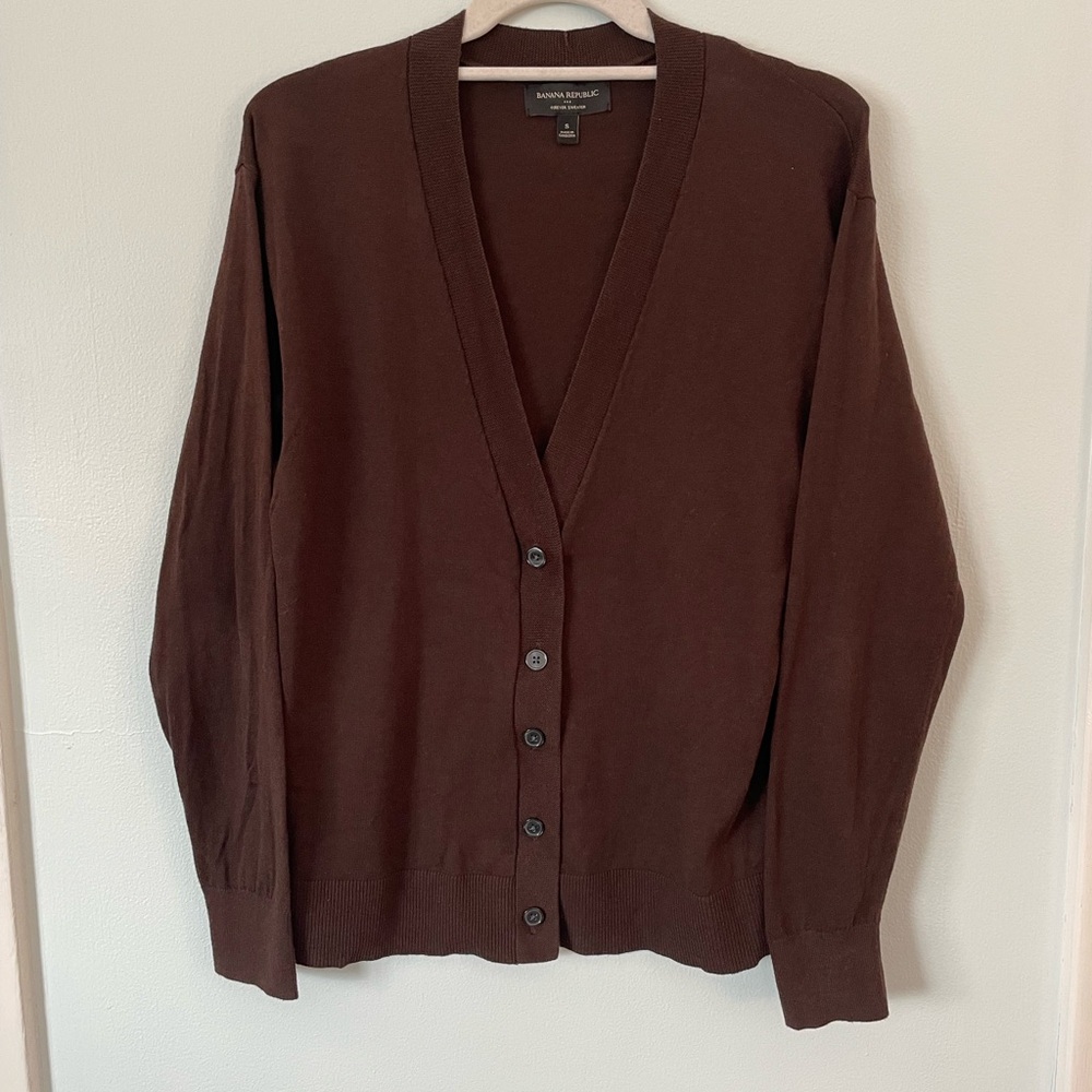 Banana Republic Women’s Chocolate Brown V Neck Cardigan with Buttons Size S
